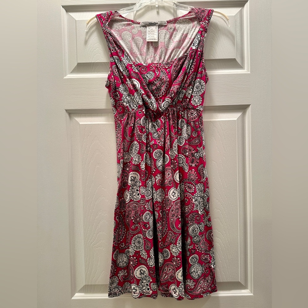 Disney Parks Women’s Sleeveless Magenta/Dark Pink Dress in Medium